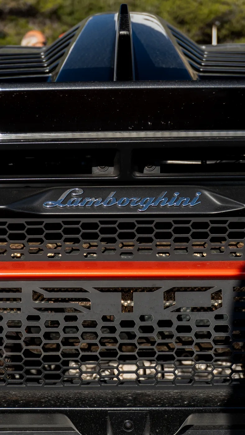 Lamborghini Huracán STO