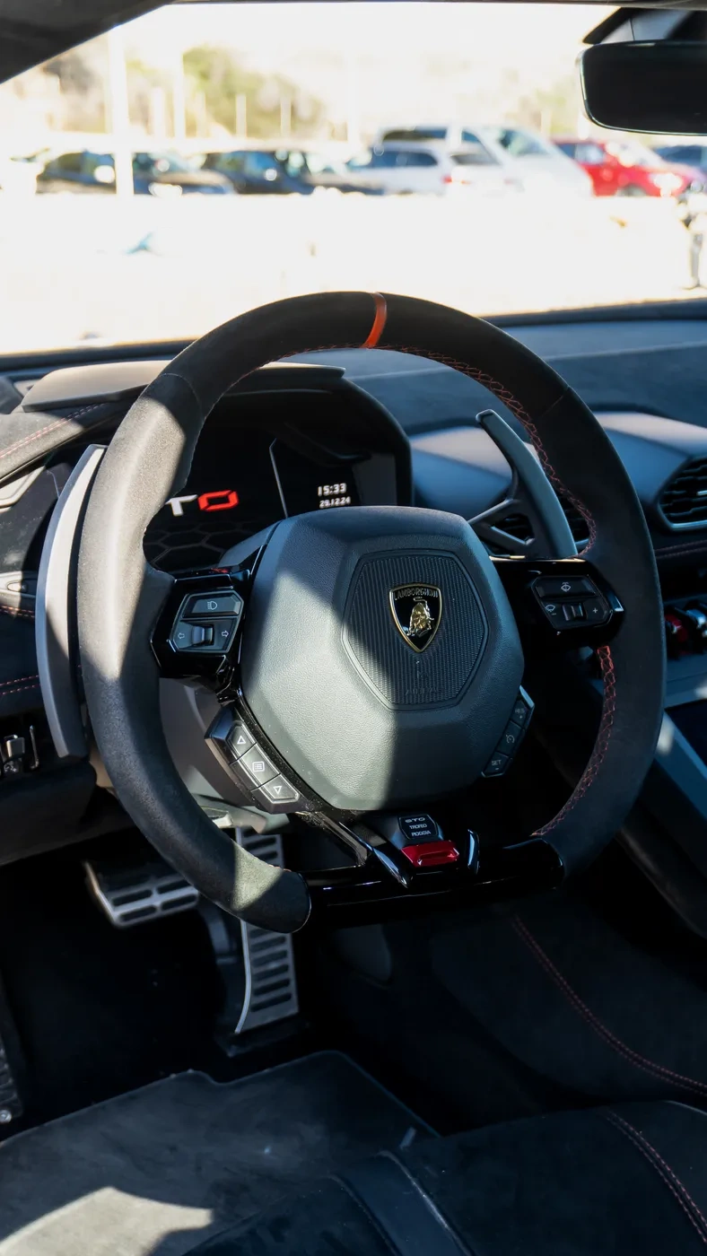 Lamborghini Huracán STO