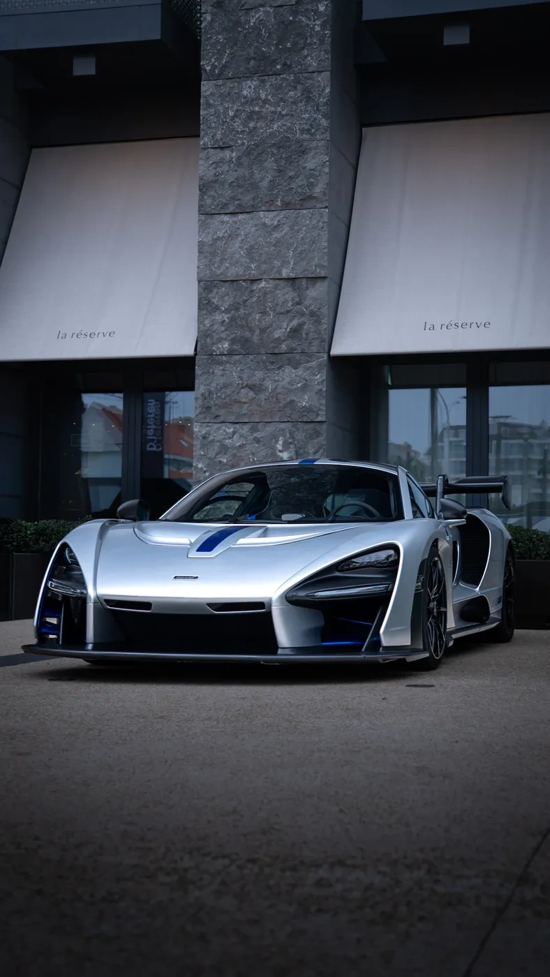 McLaren Senna